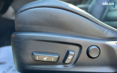 Lexus IS 2014 - фото 10
