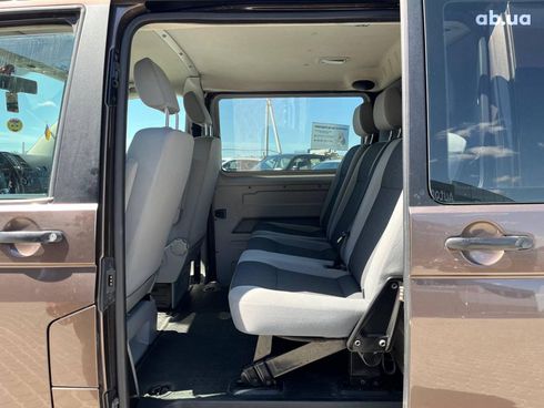 Volkswagen Transporter 2014 коричневый - фото 25