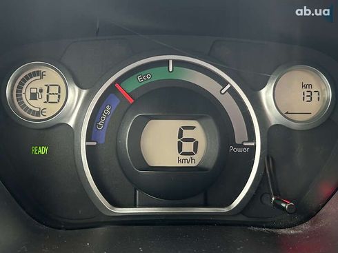 Mitsubishi i-MiEV 2014 - фото 13