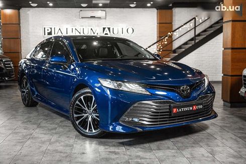 Toyota Camry 2019 - фото 8