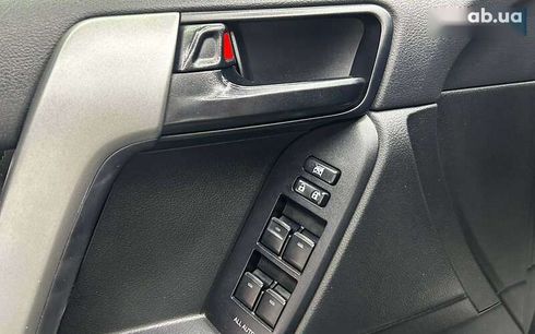 Toyota Land Cruiser Prado 2015 - фото 7
