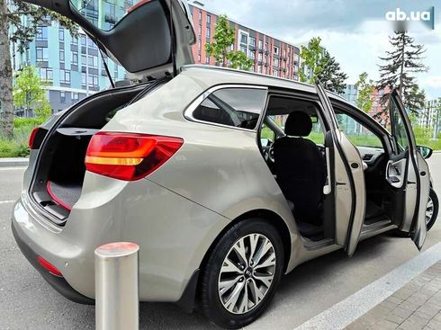 Kia Cee'd 2016 - фото 20