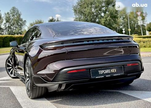 Porsche Taycan 2021 - фото 14