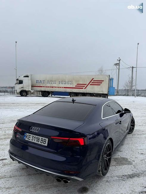 Audi S5 2018 - фото 18