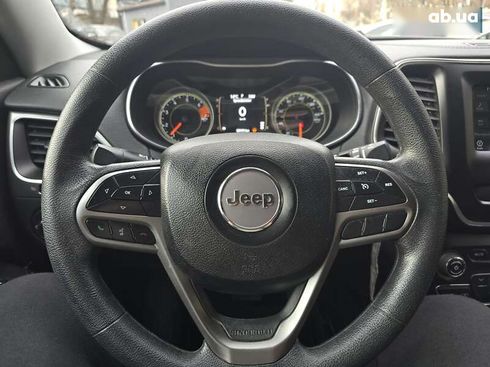 Jeep Cherokee 2018 - фото 18