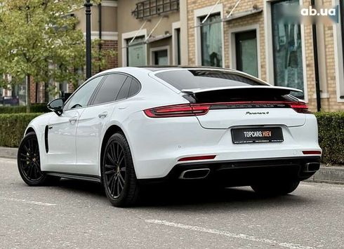 Porsche Panamera 2017 - фото 13