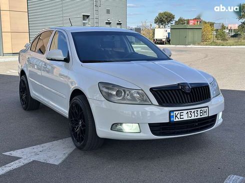 Skoda Octavia 2012 - фото 8
