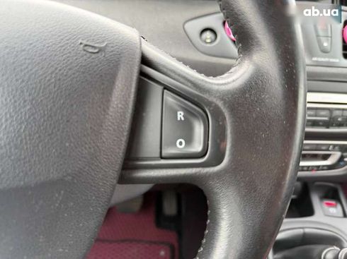 Renault Scenic 2013 - фото 21