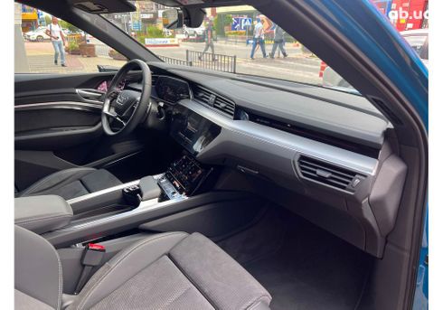Audi E-Tron 2021 - фото 14