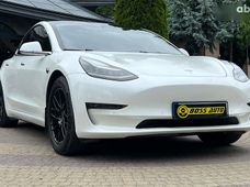 Продаж вживаних Tesla Model 3 2017 року у Львові - купити на Автобазарі