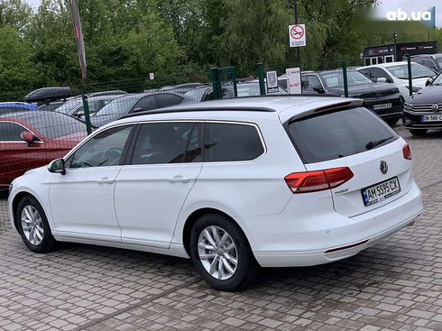 Volkswagen Passat 2017 - фото 20