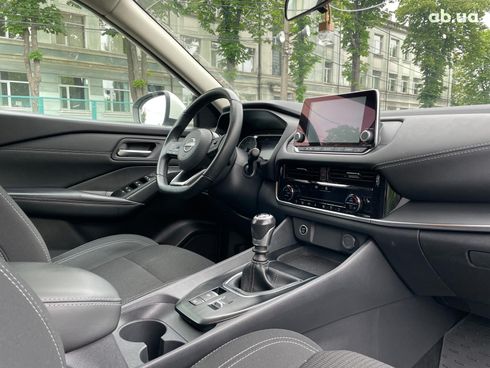 Nissan Qashqai 2022 белый - фото 27