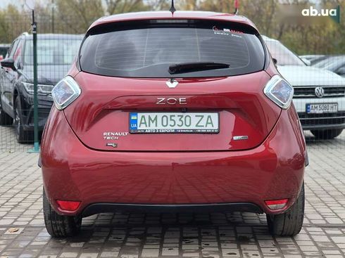 Renault Zoe 2018 - фото 16