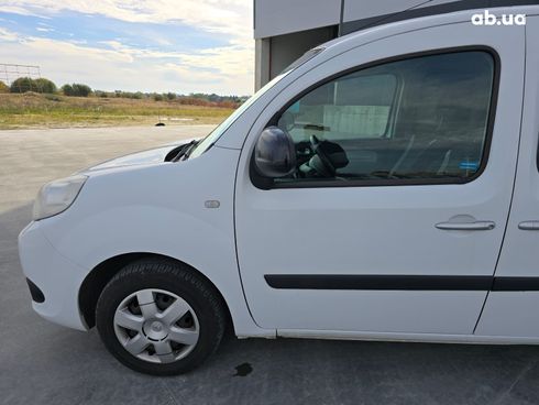 Renault Kangoo 2015 белый - фото 8