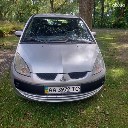 Mitsubishi Colt 2007 серебристый - фото 6