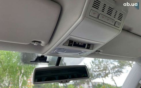 Volkswagen Multivan 2015 - фото 20