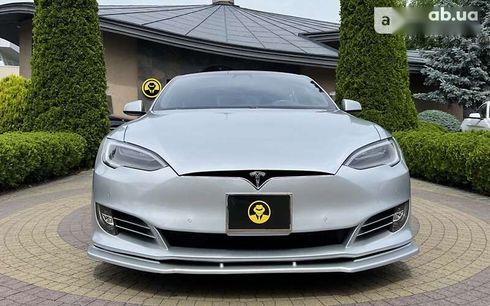 Tesla Model S 2017 - фото 2