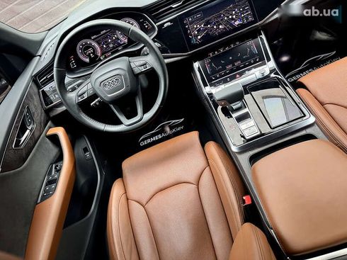 Audi Q8 2018 - фото 18