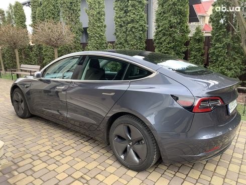 Tesla Model 3 2020 серый - фото 5