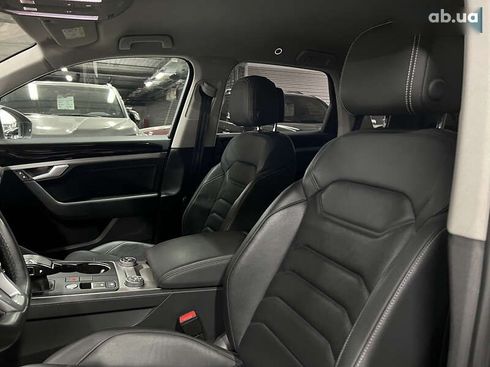 Volkswagen Touareg 2019 - фото 18