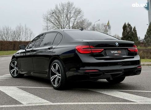 BMW 7 серия 2018 - фото 10
