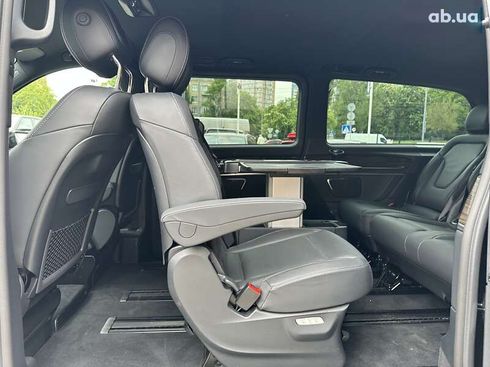 Mercedes-Benz V-Класс 2023 - фото 17