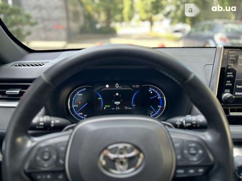 Toyota RAV4 2020 - фото 26