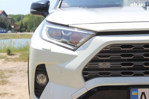 Toyota RAV4 2019 - фото 17