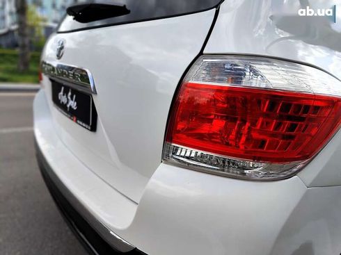 Toyota Highlander 2012 - фото 17