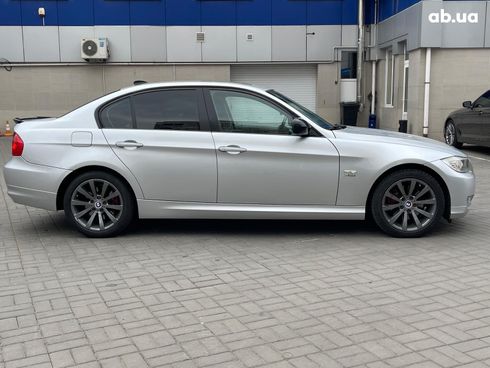 BMW 3 серия 2011 серый - фото 4