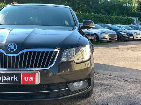 Skoda Superb 2013 коричневый - фото 13