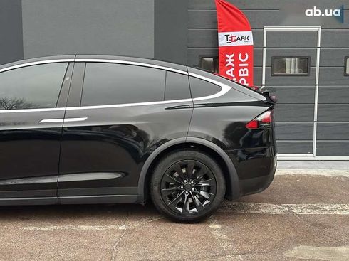 Tesla Model X 2019 - фото 6