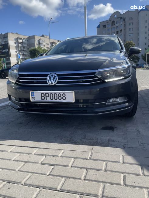 Volkswagen Passat Variant 2015 серый - фото 3