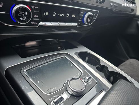Audi Q7 2017 черный - фото 36
