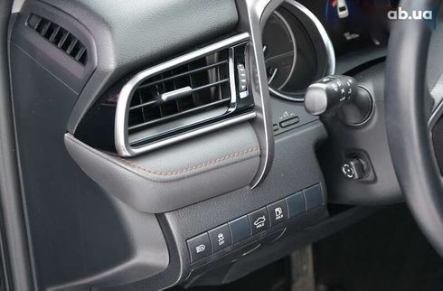 Toyota Camry 2019 - фото 20
