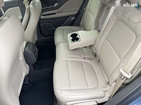 Lincoln Corsair 2023 - фото 30