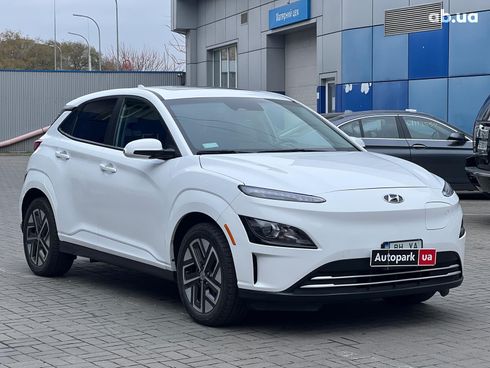 Hyundai Kona 2022 белый - фото 3