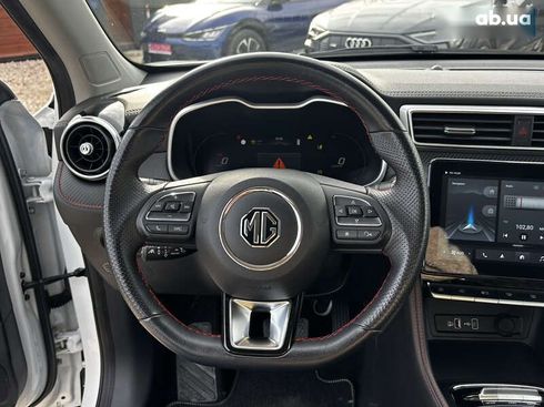 MG ZS EV 2022 - фото 18