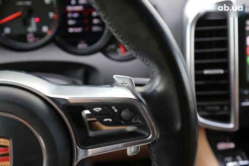 Porsche Cayenne 2017 - фото 27