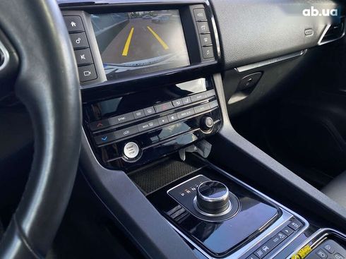 Jaguar F-Pace 2017 - фото 26