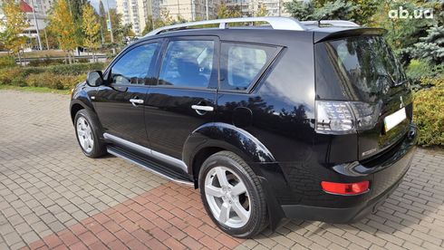 Mitsubishi Outlander XL 2008 черный - фото 5