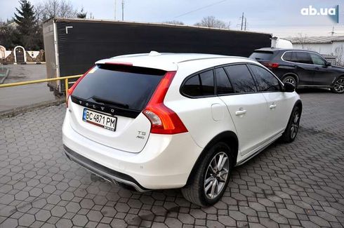 Volvo V60 Cross Country 2015 - фото 6