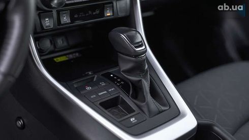 Toyota RAV4 2022 - фото 30