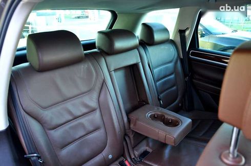 Volkswagen Touareg 2011 - фото 29