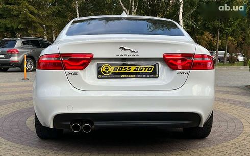 Jaguar XE 2016 - фото 6