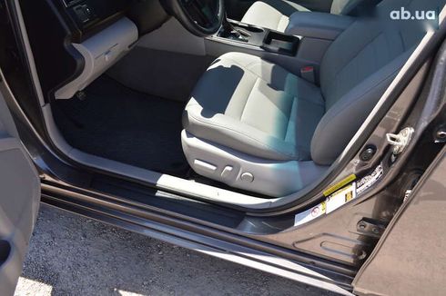 Toyota Camry 2017 - фото 8
