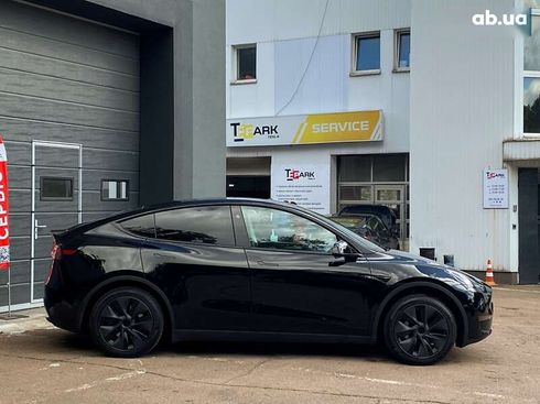 Tesla Model Y 2024 - фото 10