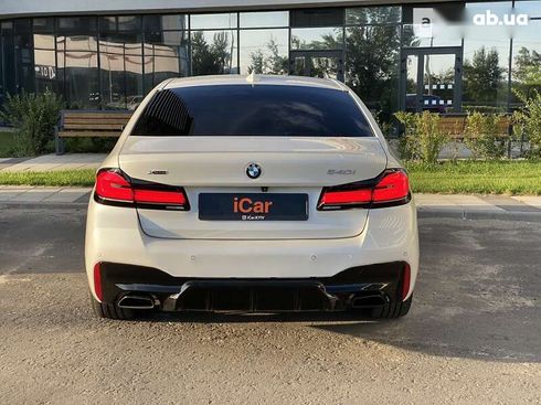 BMW 5 серия 2018 - фото 21