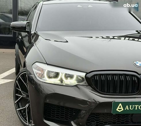 BMW 5 серия 2018 - фото 10