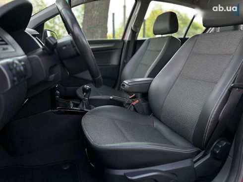 Opel Astra 2007 - фото 29